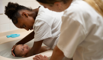 Young Mothers Visual web